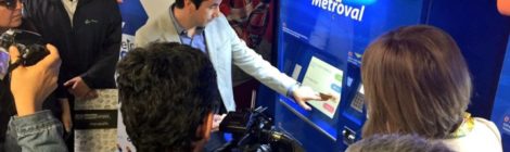 Pasajeros del Metro Valparaíso cuentan con máquinas de auto-atención para adquirir y cargar tarjetas